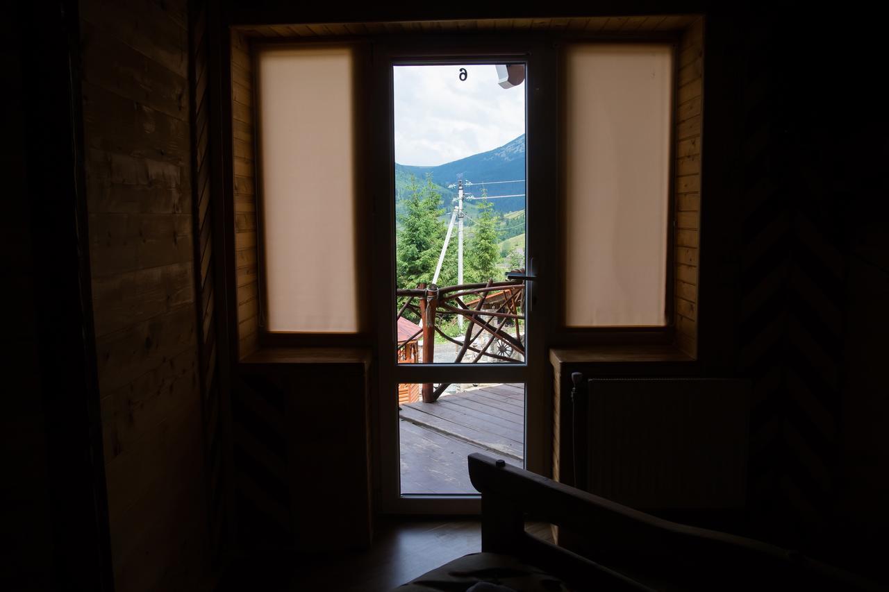 Kabanova Gora Guest House Буковел Екстериор снимка