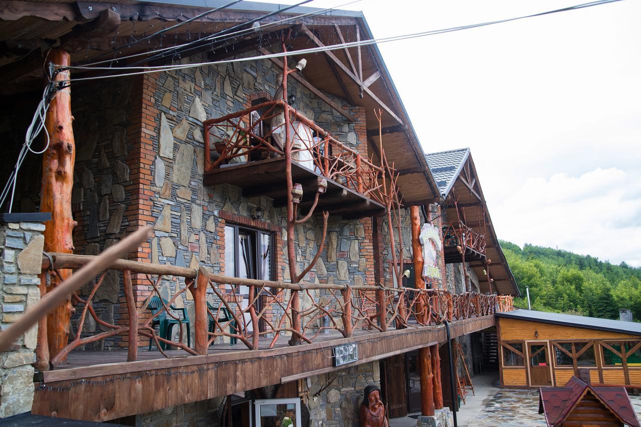 Kabanova Gora Guest House Буковел Екстериор снимка